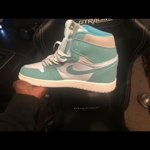 Turbo green Jordan 1 Size 8